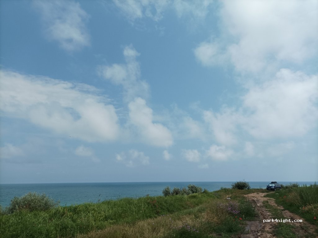()  - Unnamed Road — foto 2