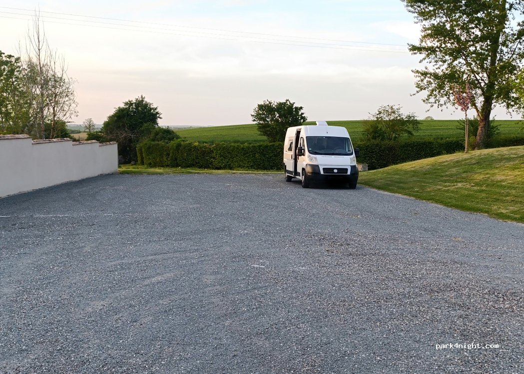 (47350) Peyrière - D132 — foto