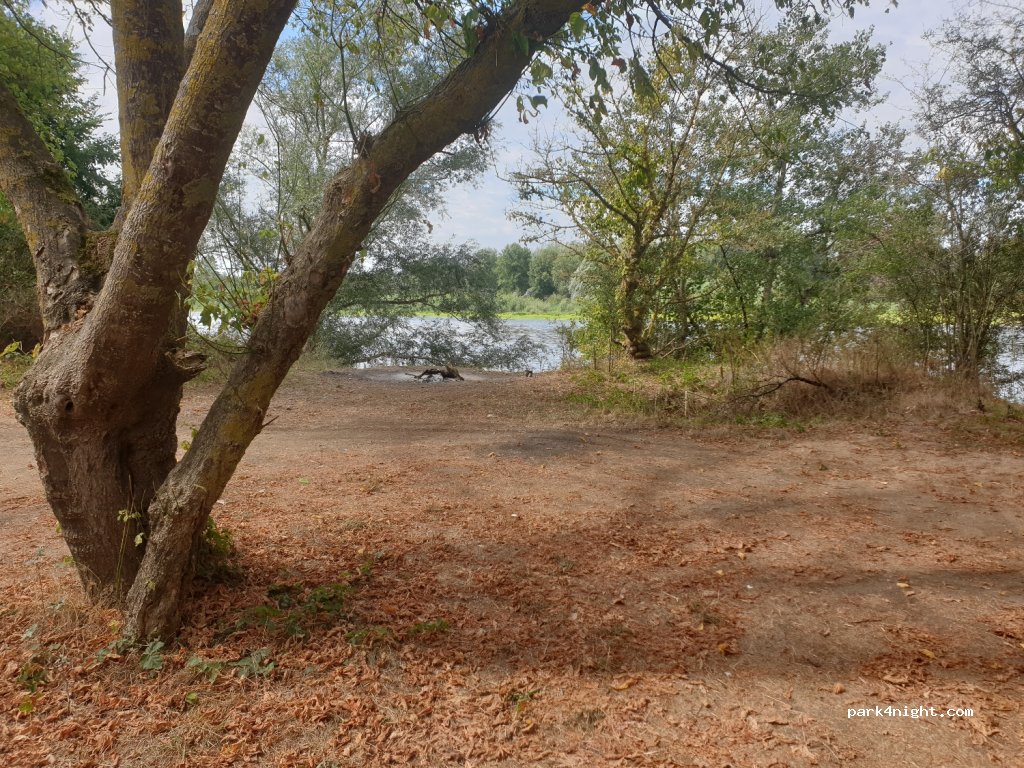 (41120) Candé-sur-Beuvron - D173 — foto
