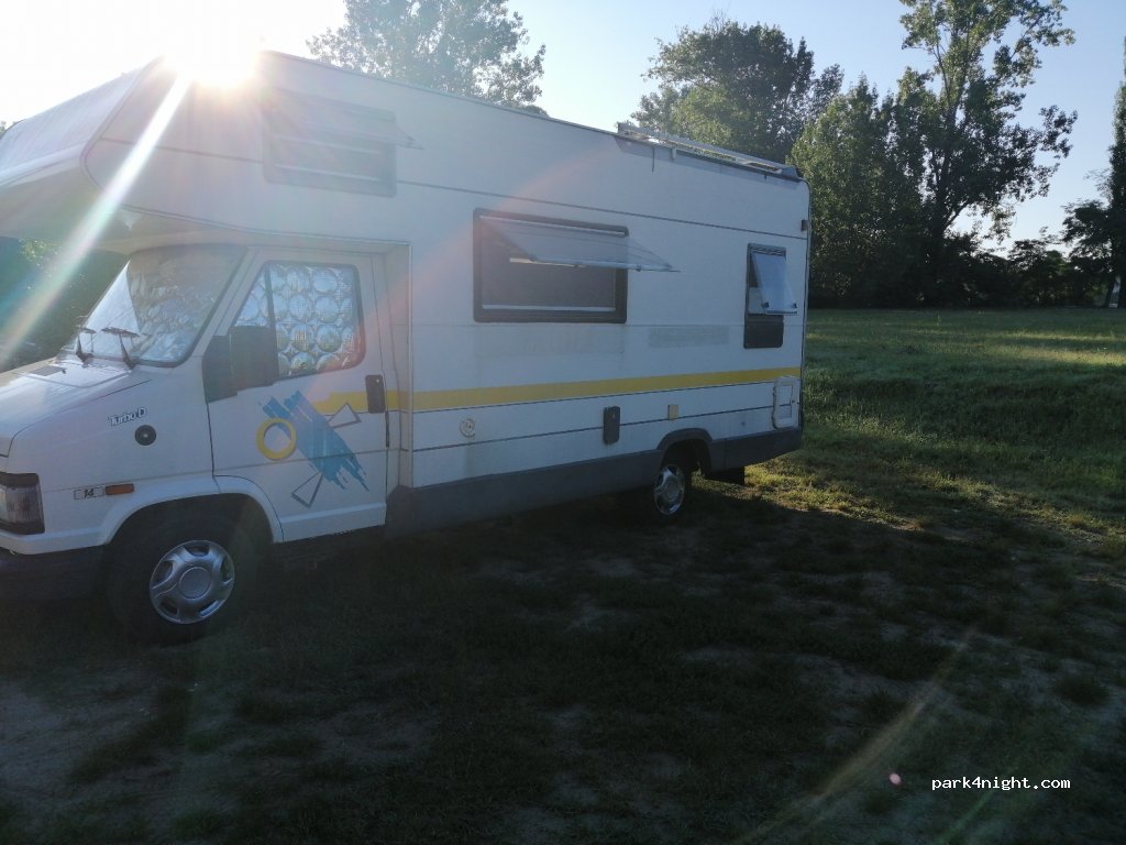 (2112) Veresegyház - 7c Patak utca — foto