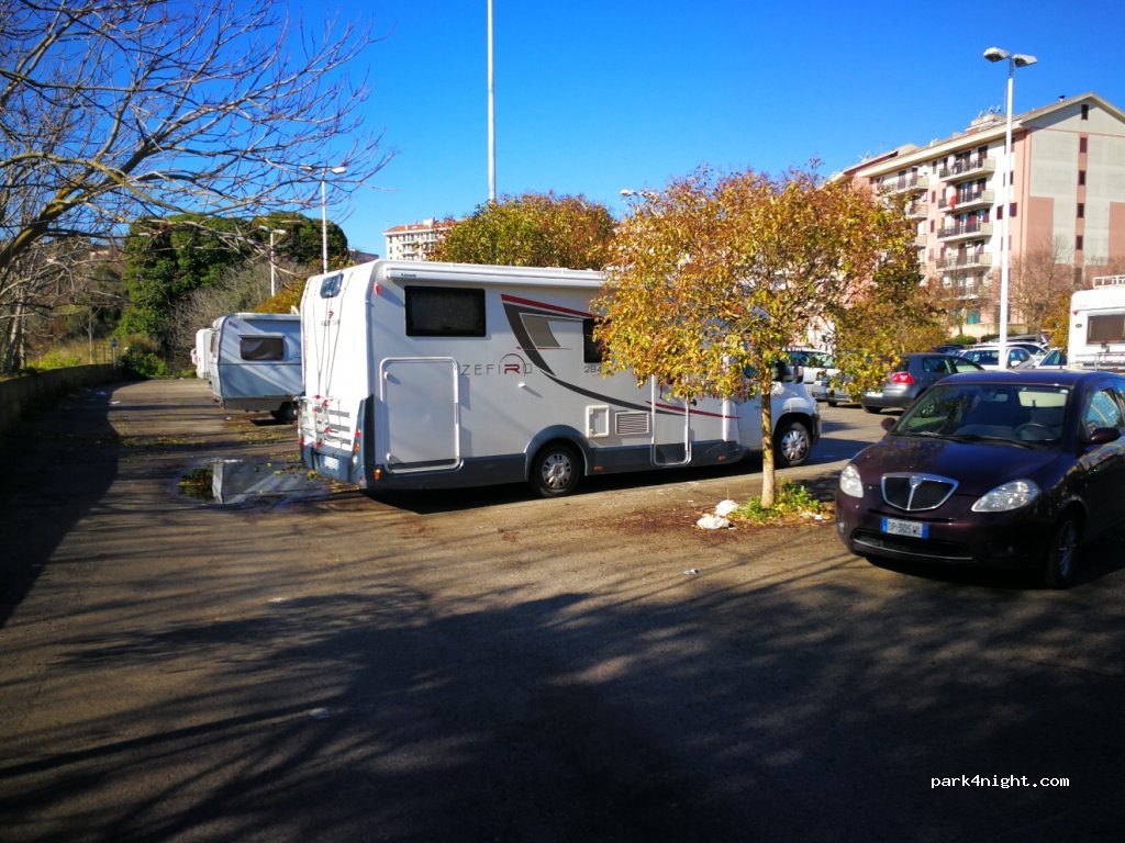 (97100) Ragusa - 34 Strada Comunale Tabuna Tondo — foto