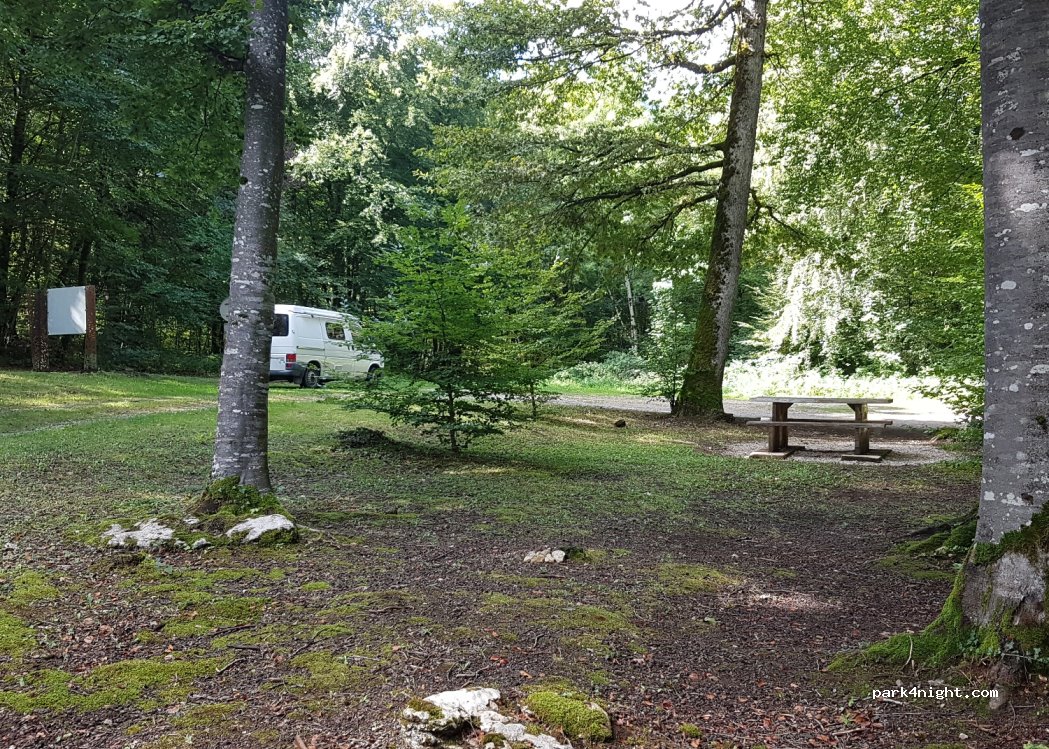 (39600) Arbois - Unnamed Road — foto 3