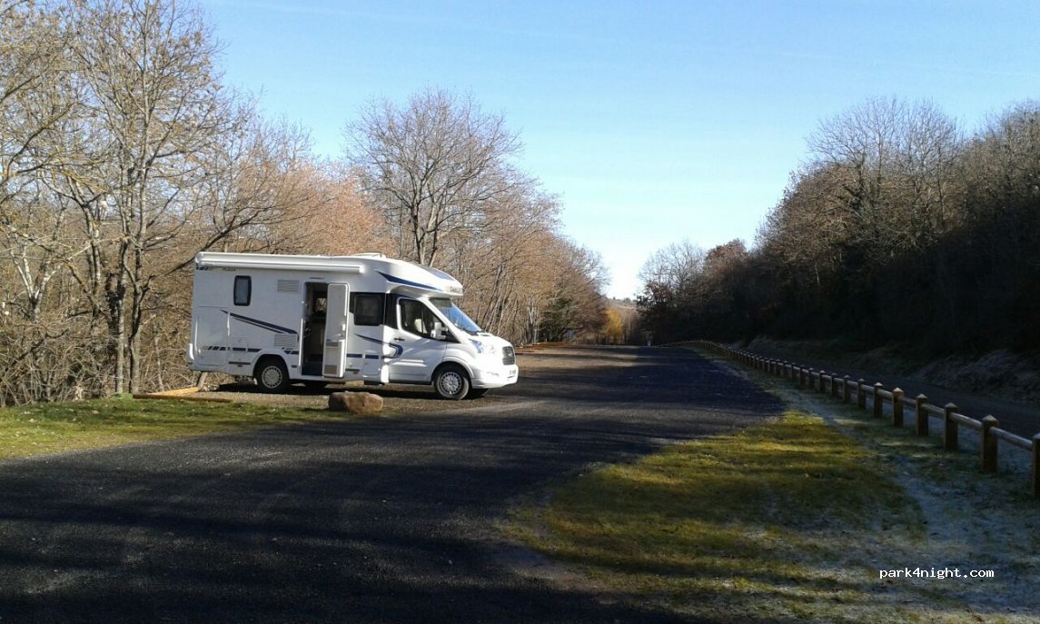 (63320) Champeix - 16 Route de Montaigut — foto