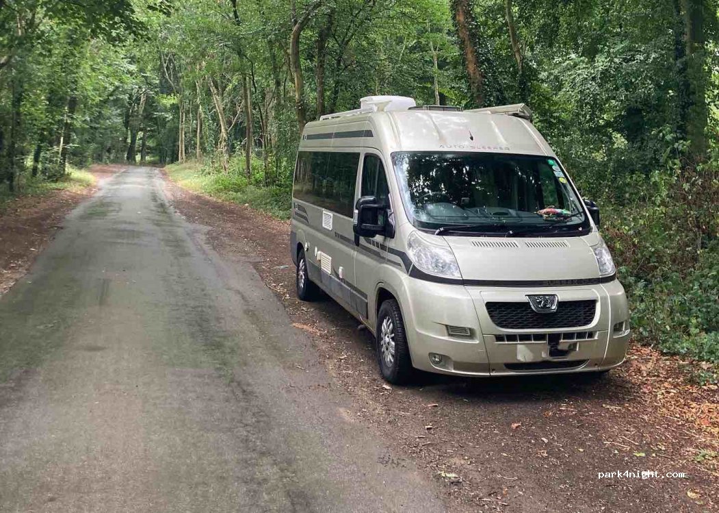 (GL56 0ST)  - Unnamed Road — foto 2