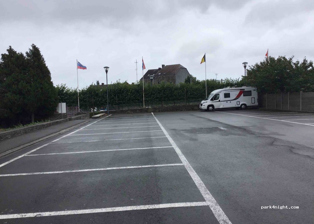 (5590) Ciney - Entre N°4 et N°6 de la Rue Saint-Quentin — foto