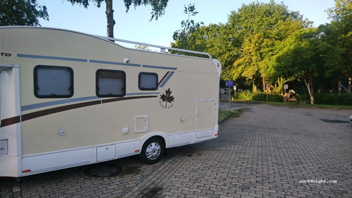 (27755) Delmenhorst - 7 Kolberger Straße — foto