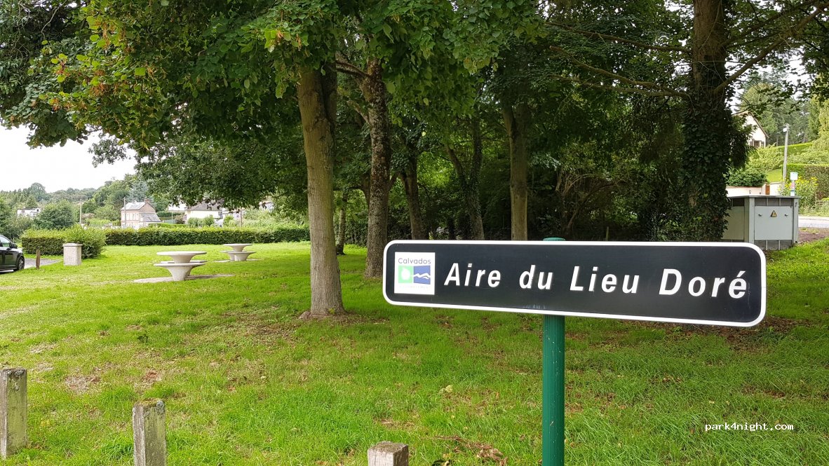 (14100) Saint-Martin-de-la-Lieue - La Fabrique — foto