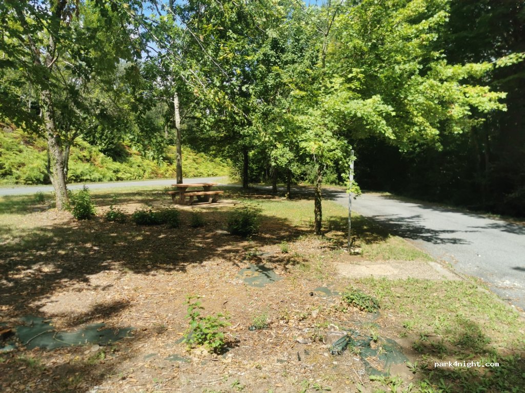 (24380) Saint-Michel-de-Villadeix - D8 — foto