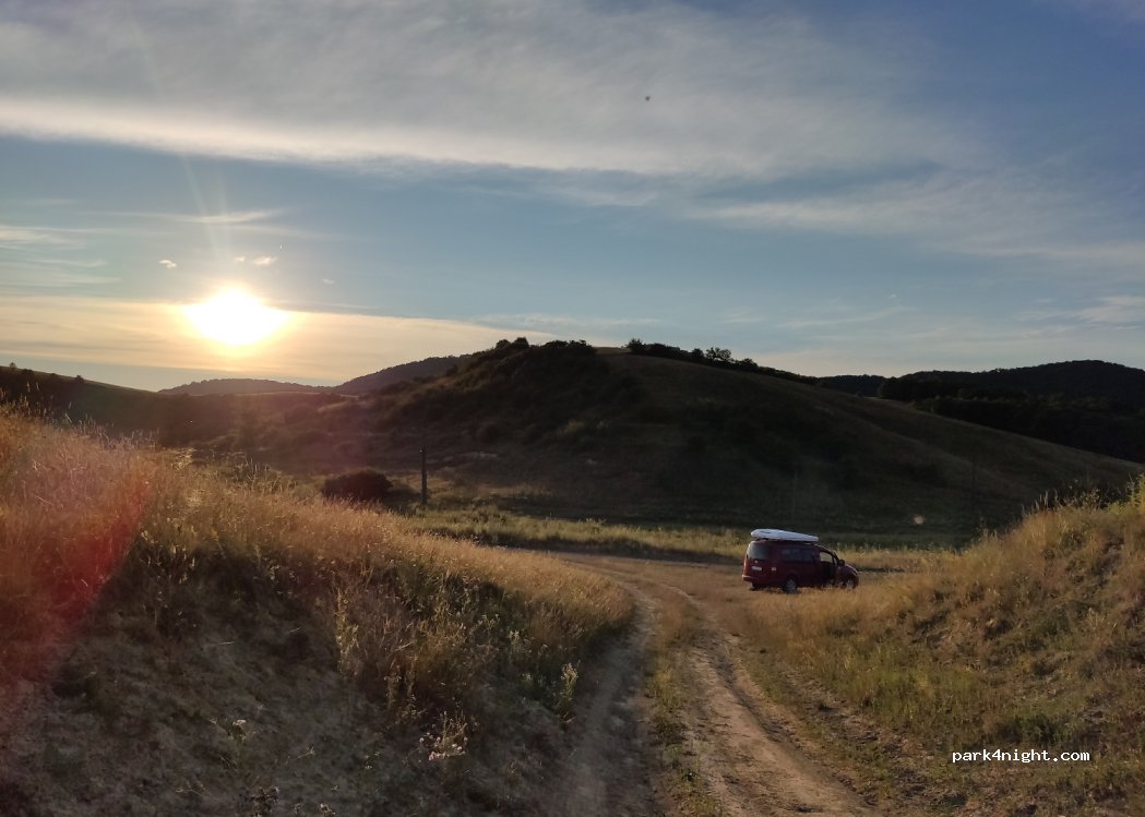 (980 35) Gemerský Jablonec - Unnamed Road — foto