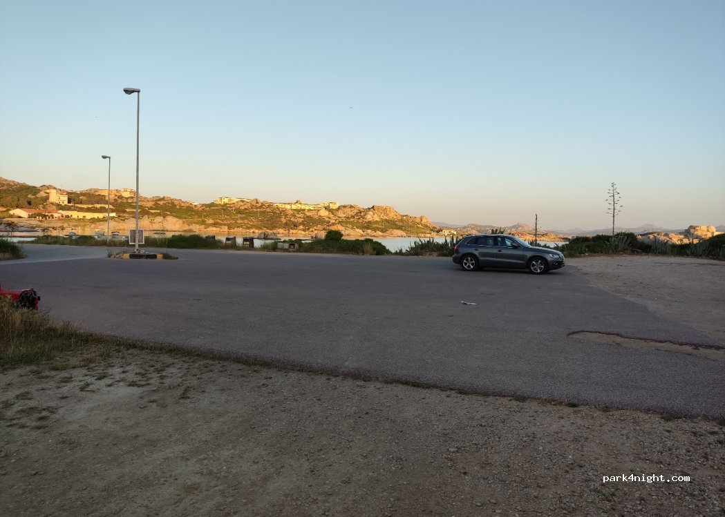 (07024) La Maddalena - 1 Regione Nido d'Aquila — foto 2