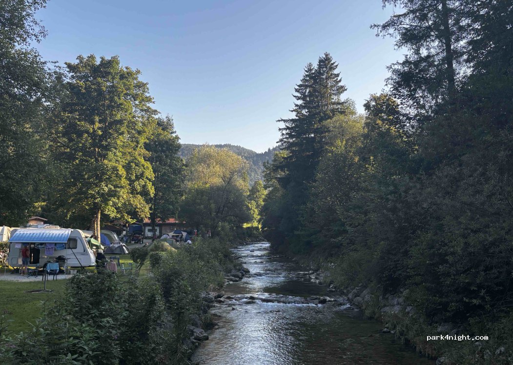 Wohnmobilstellplatz vor dem Campingplatz — foto 5