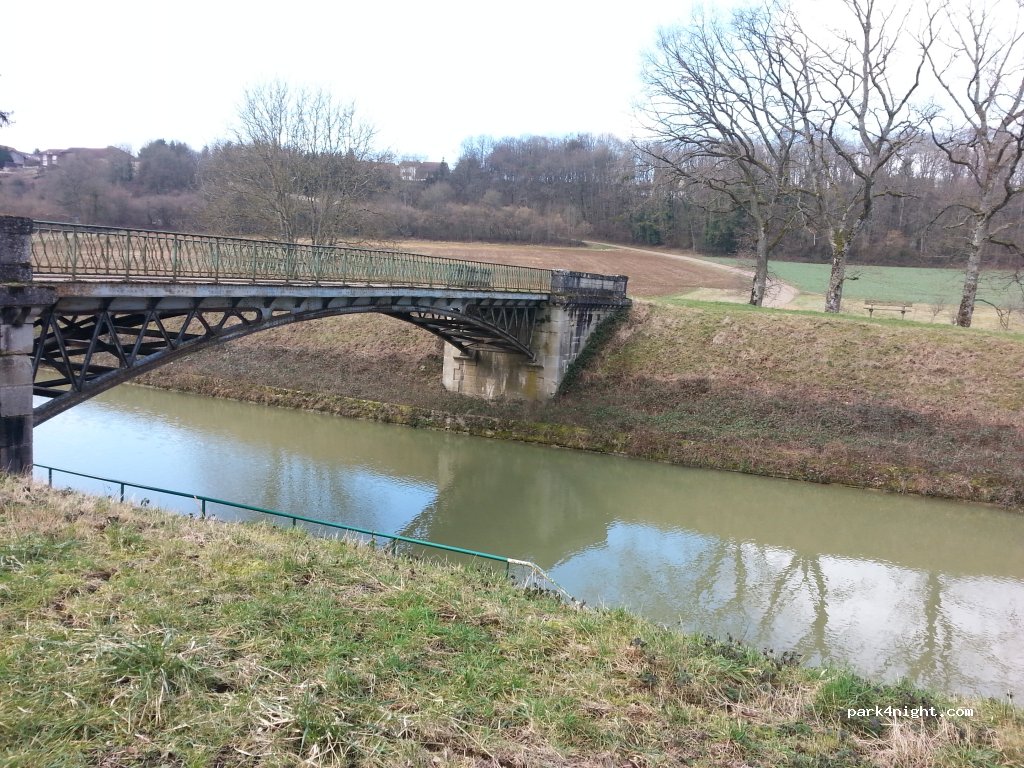 (52000) Brethenay - 5 Rue de l'Écluse — foto 2