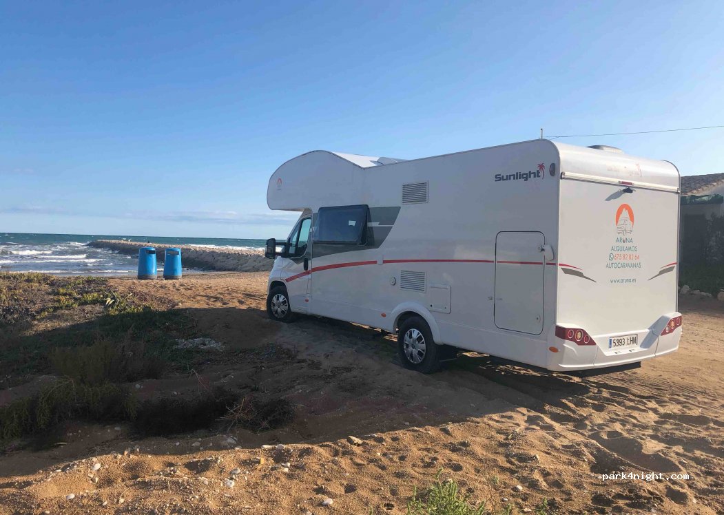 (03779) Dénia - Carrer Riu Xinxilla, 3 — foto