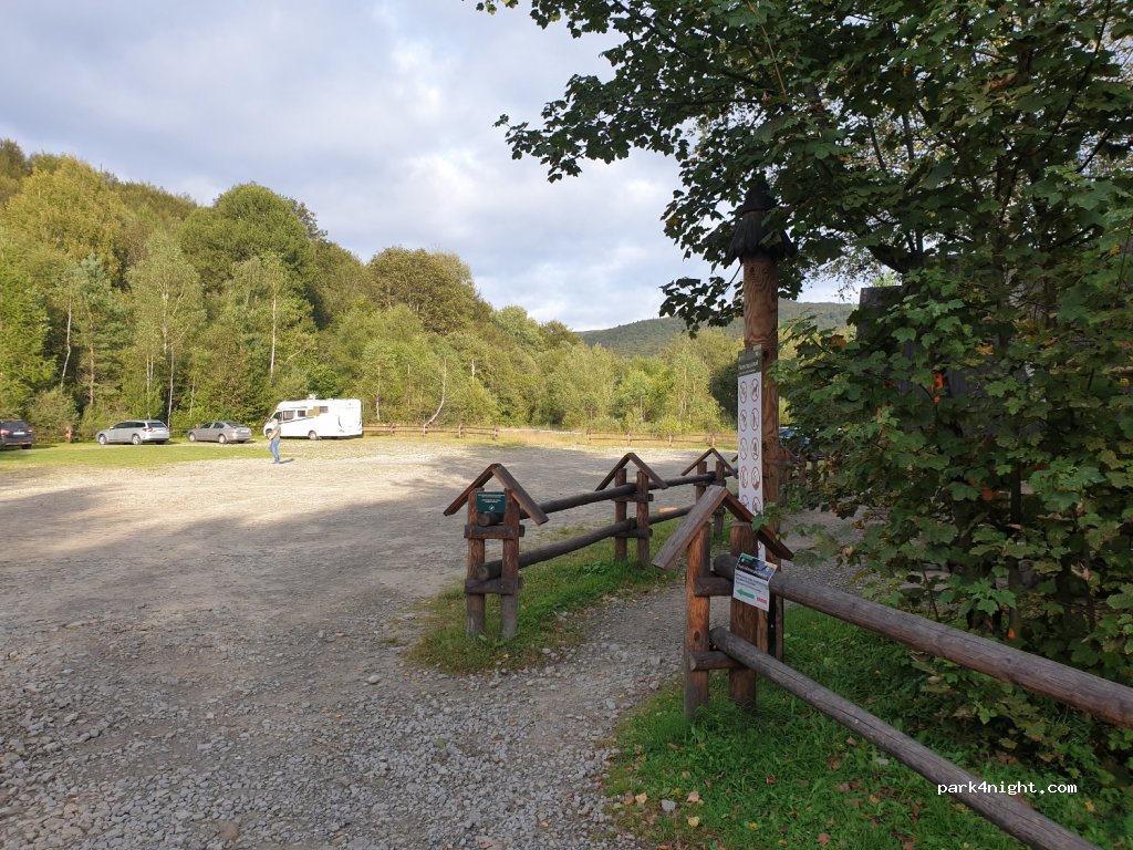 Parking w Terebowcu — foto