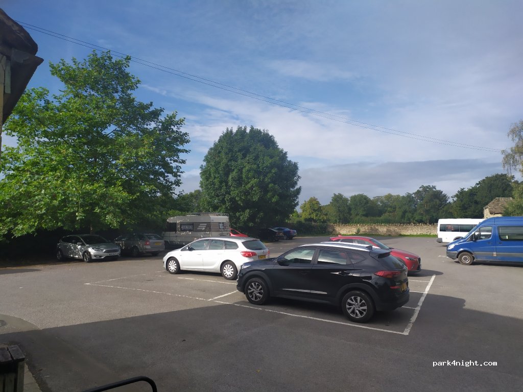 (SN15 2LQ) Lacock - 1 High Street — foto