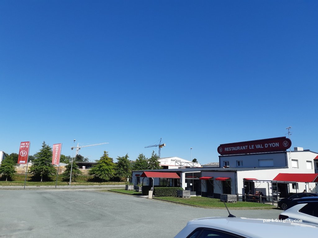 (85000) La Roche-sur-Yon - 53 Boulevard Joseph Cugnot — foto