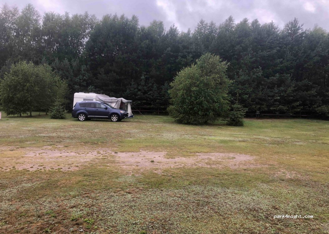 Kamping i plac dla kamperów — foto 3
