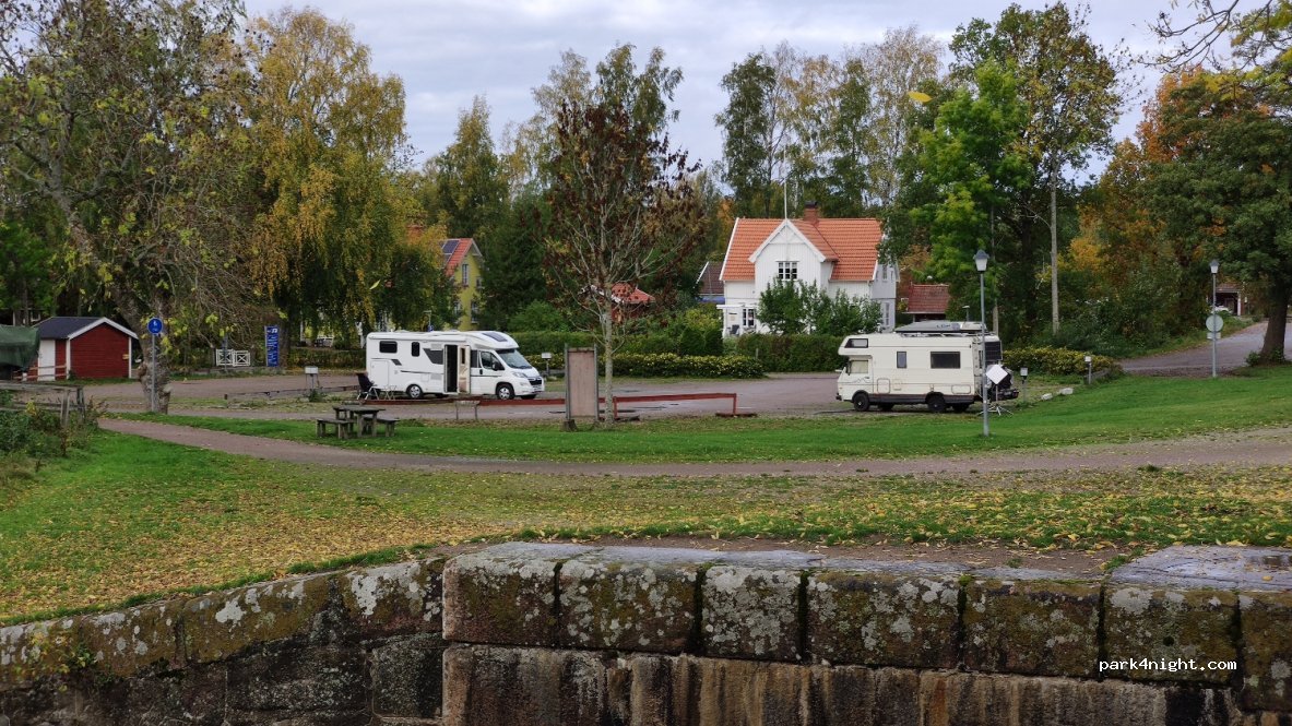 Ställplats Sjötorp Gästhamn — foto