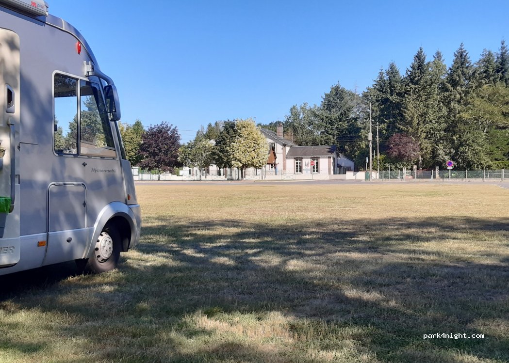 (45290) Les Choux - 11-13 Route de Dampierre — foto