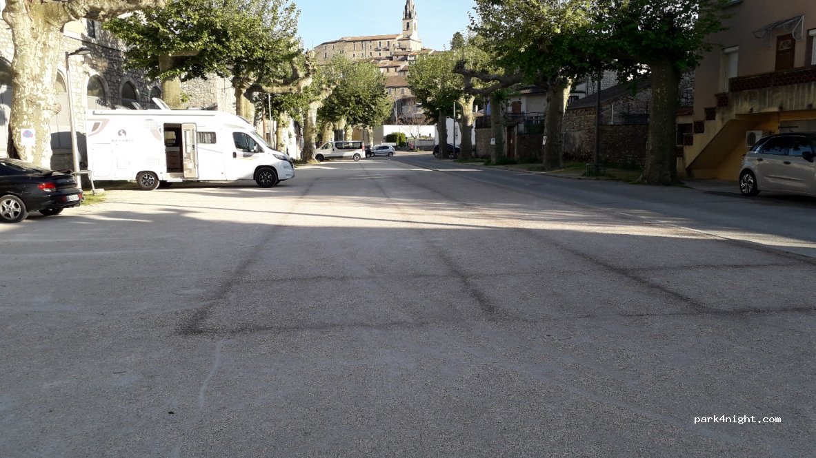 (07260) Joyeuse - 2 Rue de la Calade — foto 3