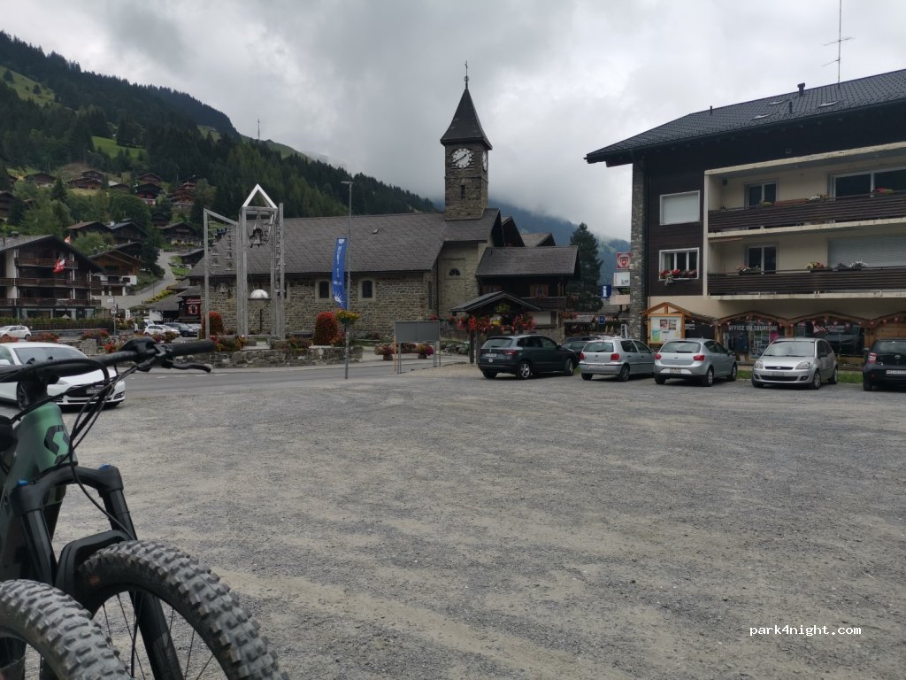 (1875) Morgins - 2 Route du Village — foto