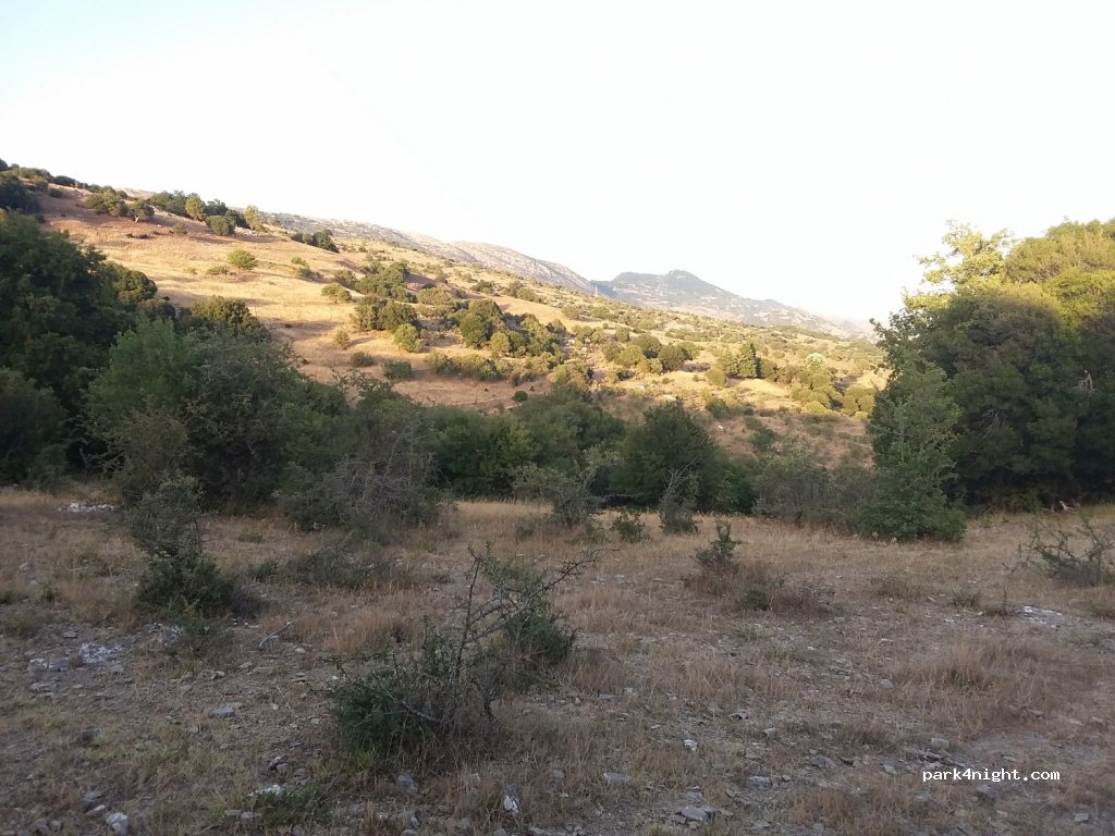 (250 08) Leontio - Unnamed Road — foto