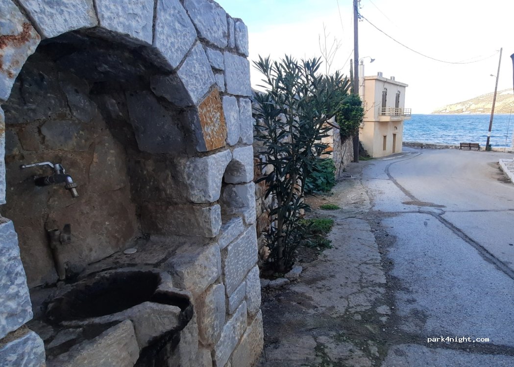 (230 62) Neo Itilo - Eparchiaki Odos Kalamatas - Areopolis — foto