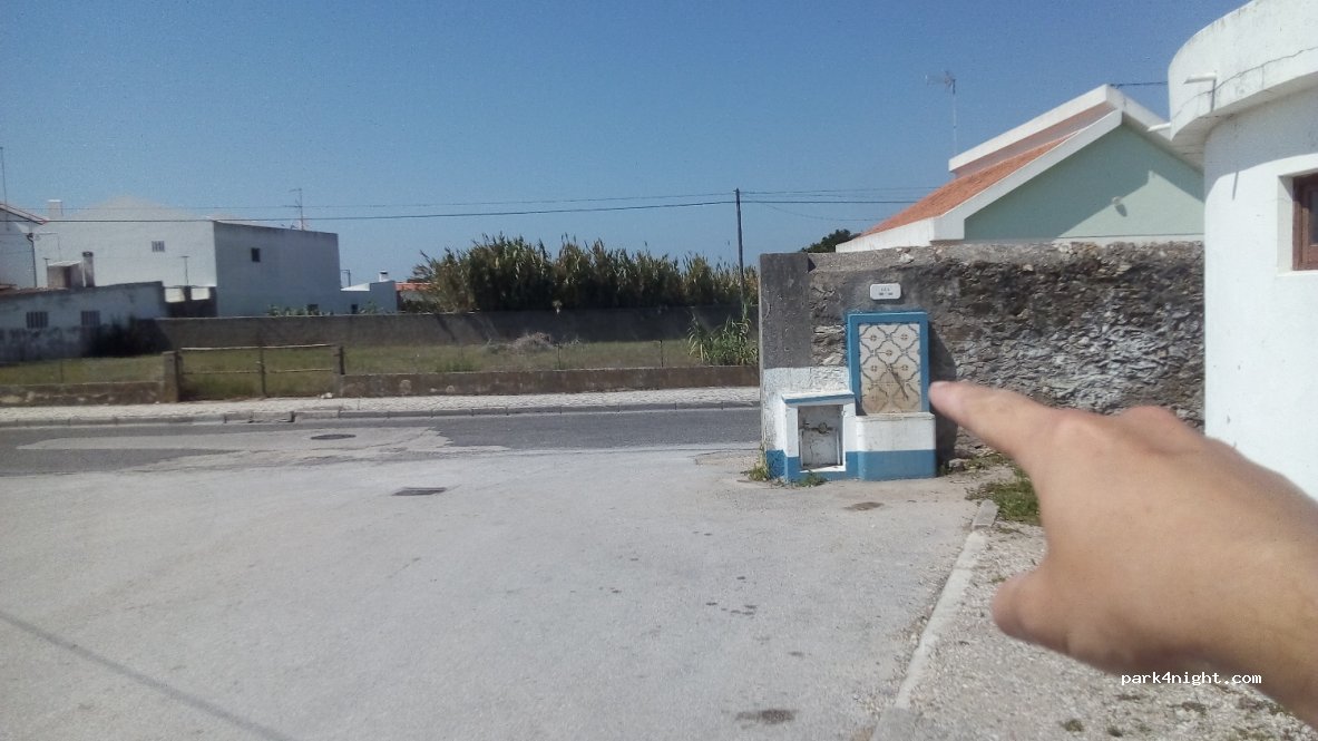 (2460-197) Alfeizerão - 32 Rua João de Deus — foto