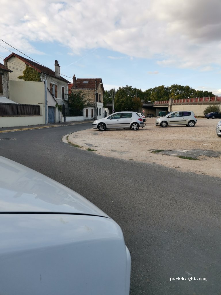 (77000) Melun - 6 Boulevard Chamblain — foto 3