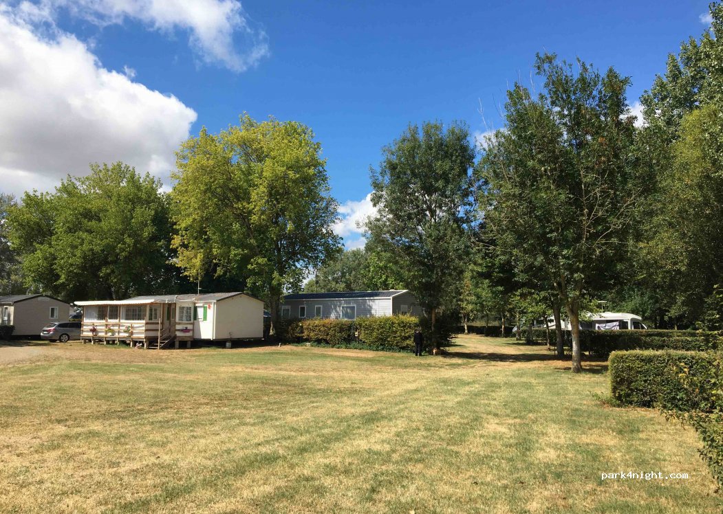 Camping du Lac des Varennes — foto 2