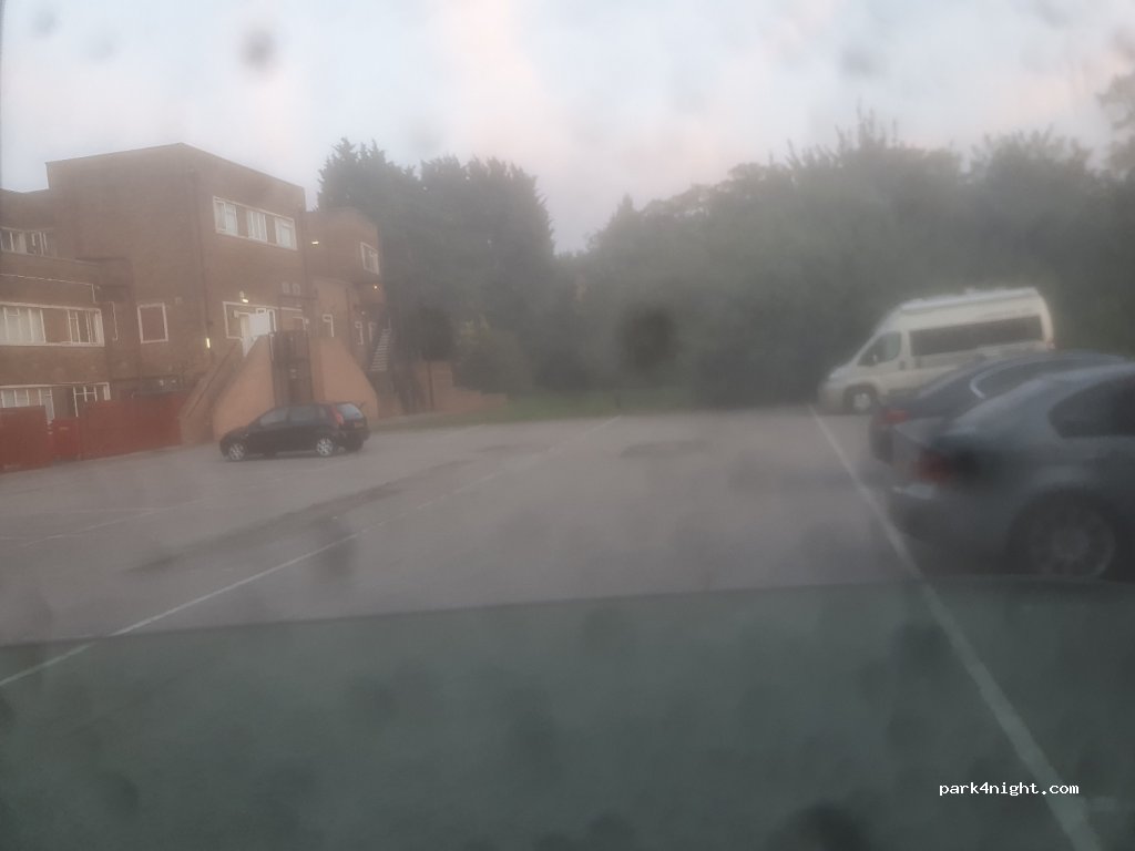 (DN4 7HB)  - 6 Alston Road — foto