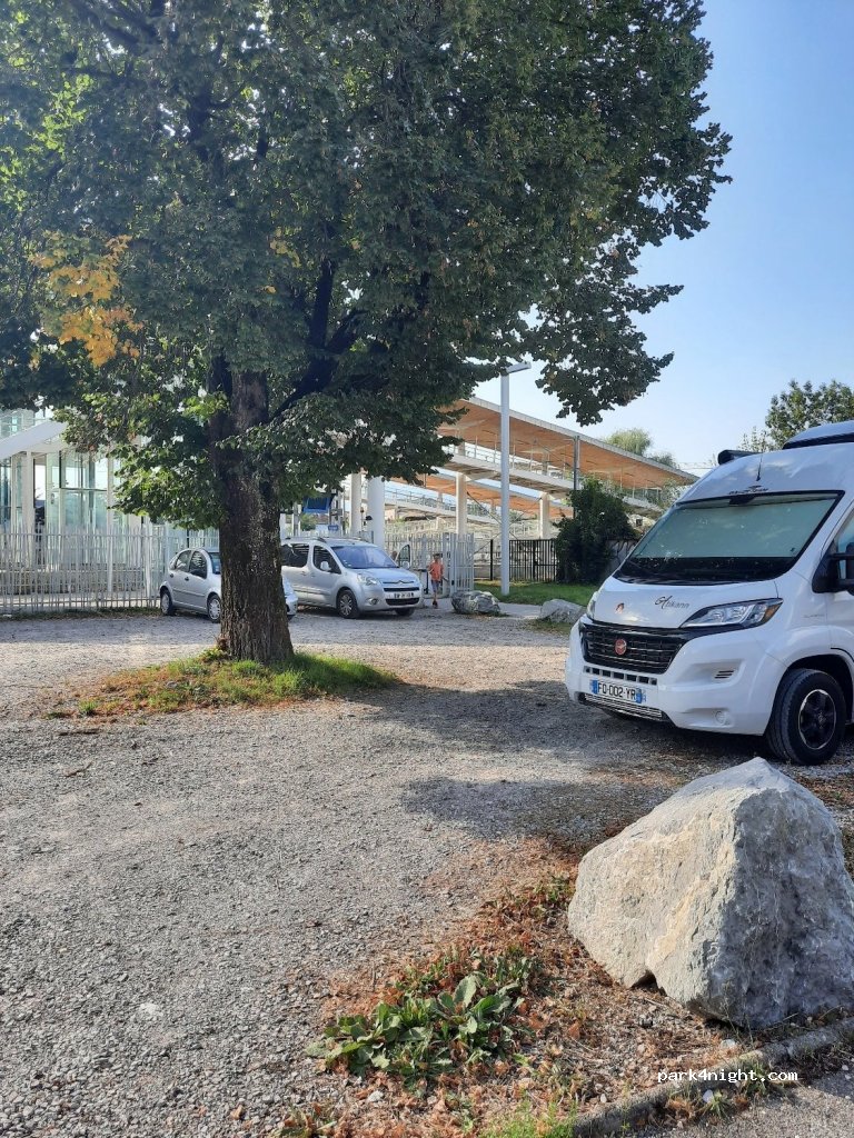 (74300) Cluses - 213 Chemin de l'Épinette — foto
