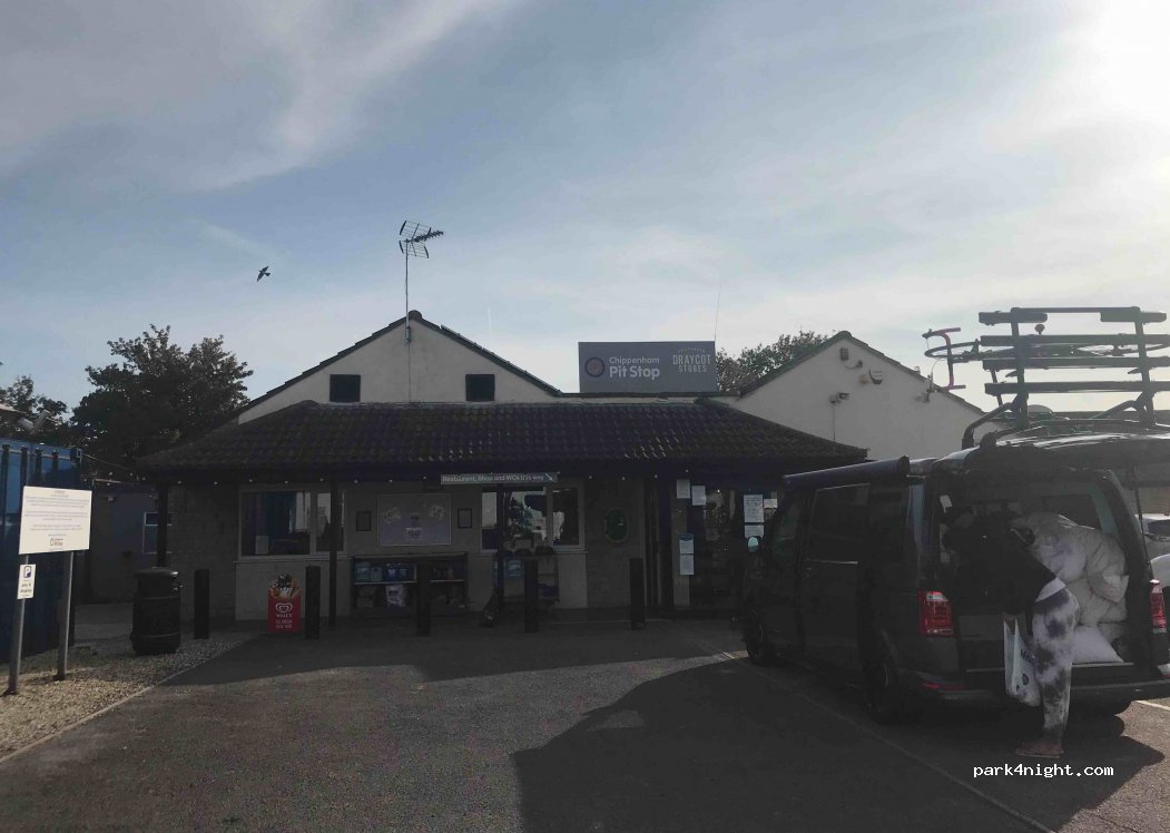 (SN15 5LH)  - B4122 — foto 2