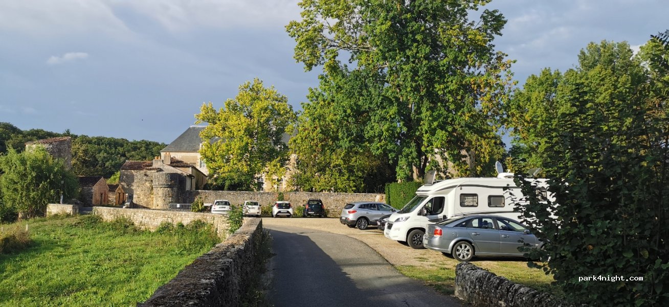 (86340) Nouaillé-Maupertuis - 17 Rue de l'Abbaye — foto