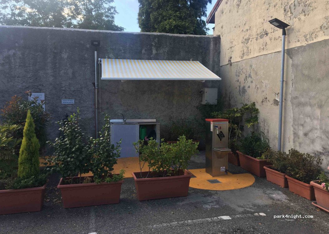 Area Sosta Camper Pallanza | Verbania — foto
