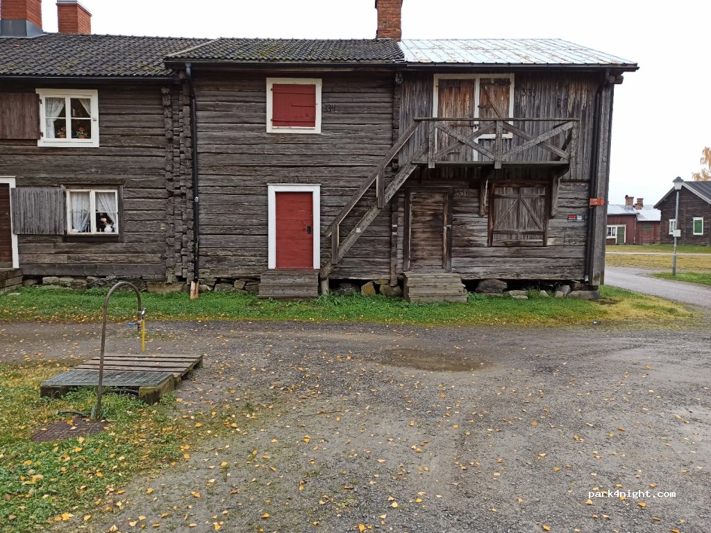 (931 33)  - 15 Kyrkstadsvägen — foto