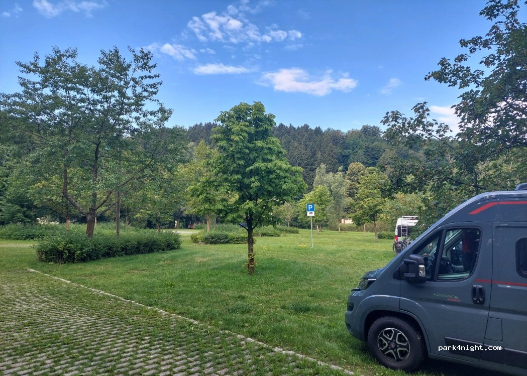 (08265) Erlbach - 1 Waldstraße — foto 3