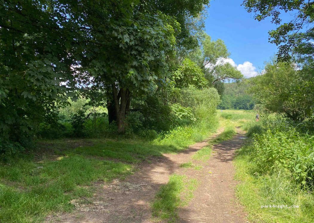(93128) Regenstauf - 11 Hirschlinger Straße — foto