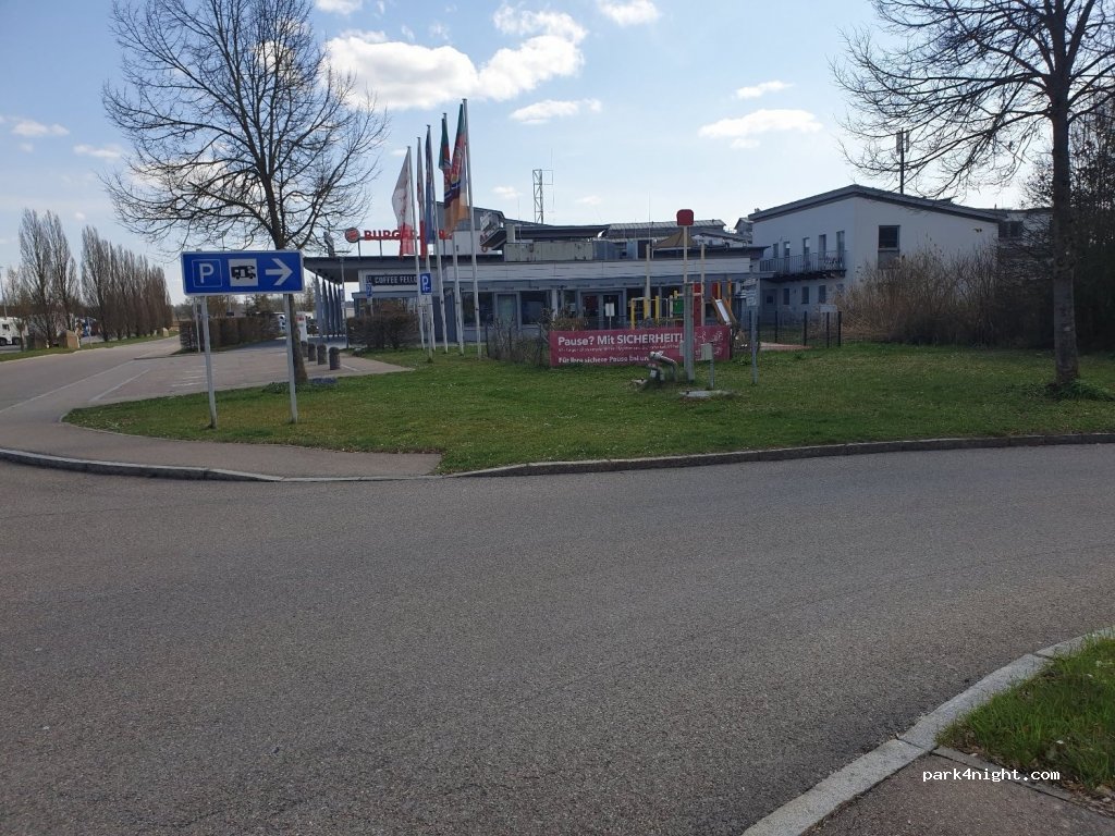 (89340) Leipheim - 2 Hauptstattweg — foto 2