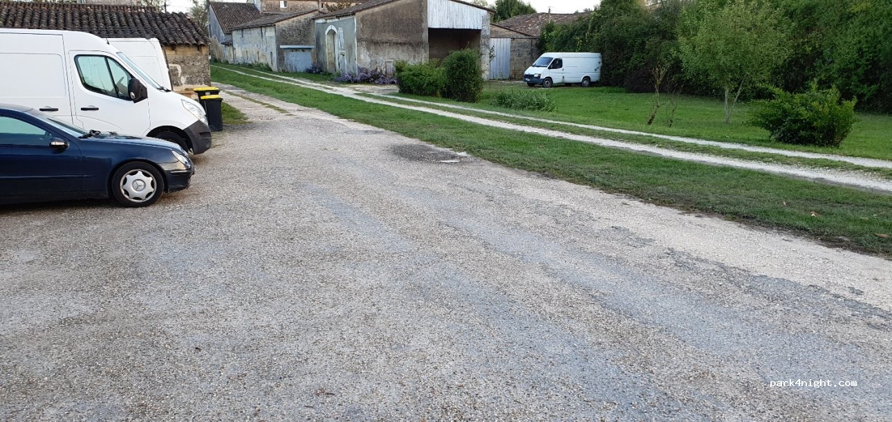 (33240) Asques - 85 Rue du Port — foto