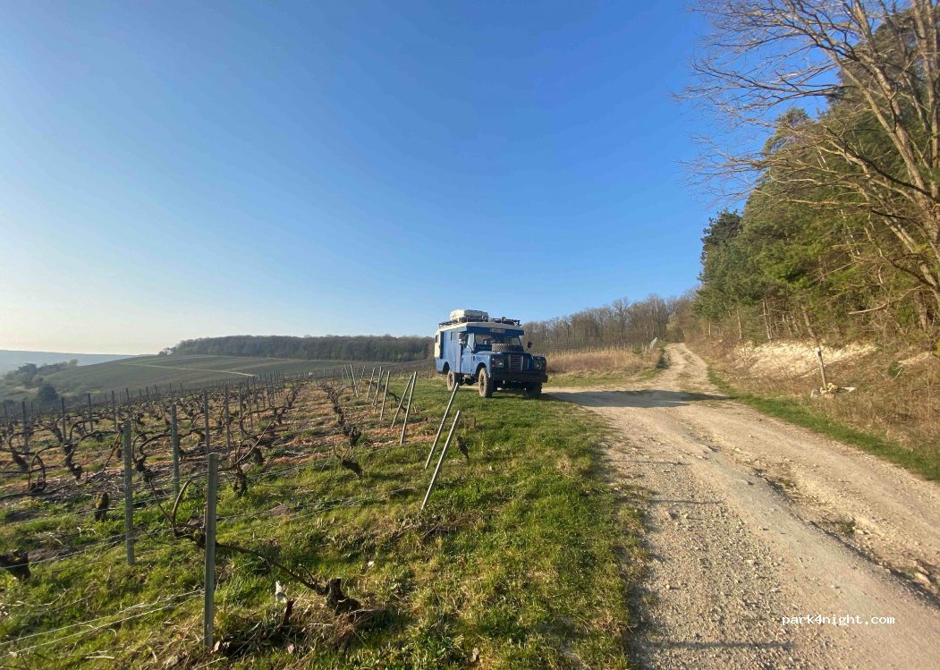 (51500) Écueil - Unnamed Road — foto