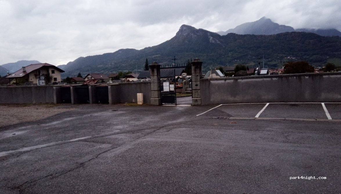 (74950) Scionzier - 55 Avenue du Mont Blanc — foto