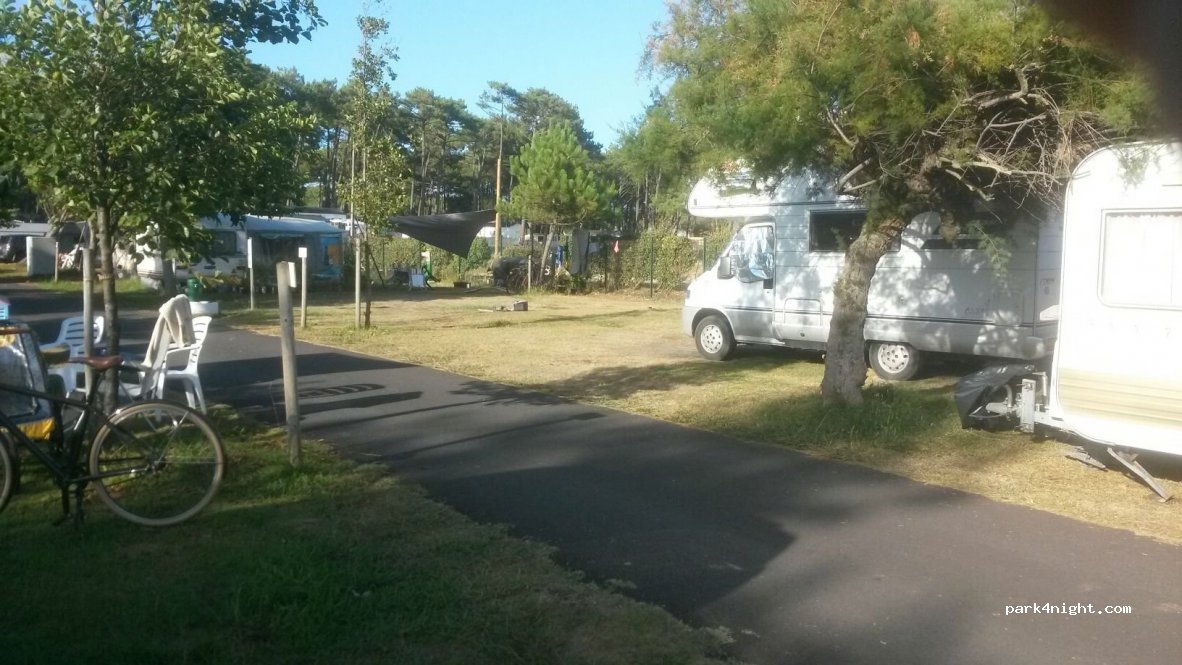 Camping Municipal Les Sablères — foto