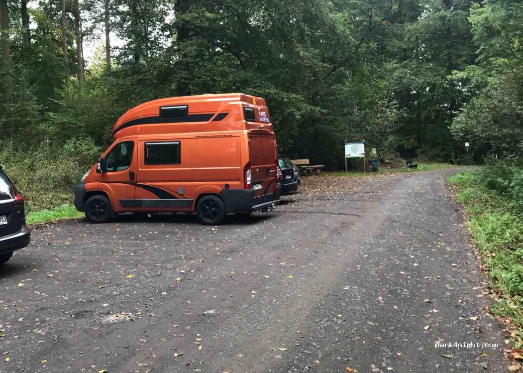 Parkplatz Drei Teiche — foto
