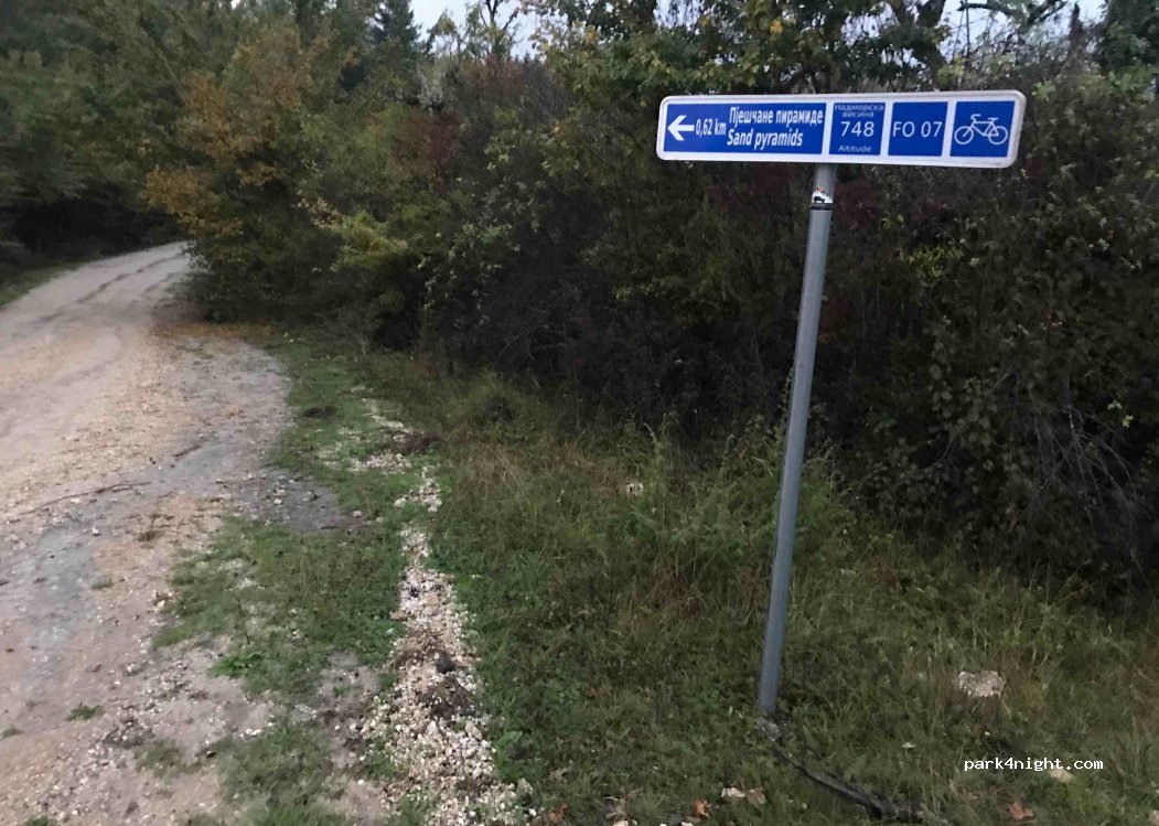 ()  - Unnamed Road — foto 2