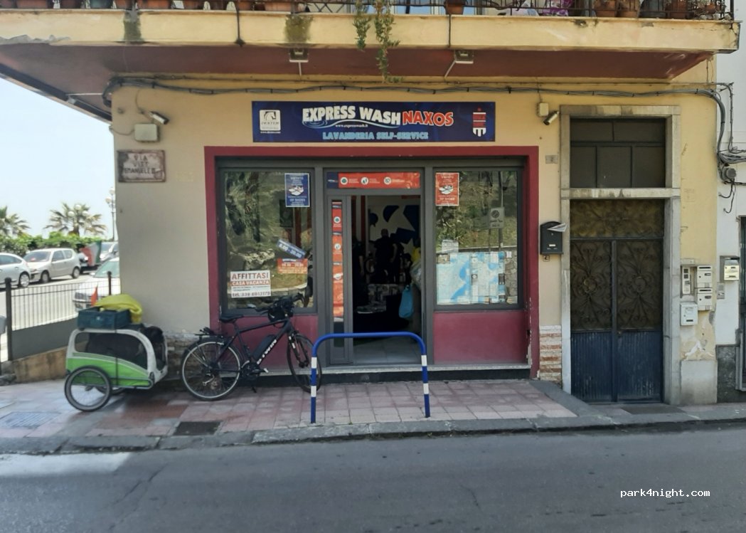 (98035) Giardini Naxos - 14 Via Vittorio Emanuele — foto