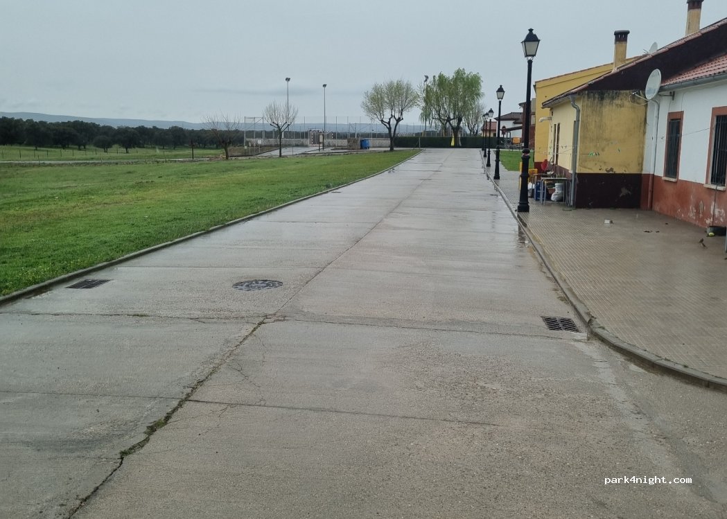 (10521) Toril - 2 Plaza de España — foto 2