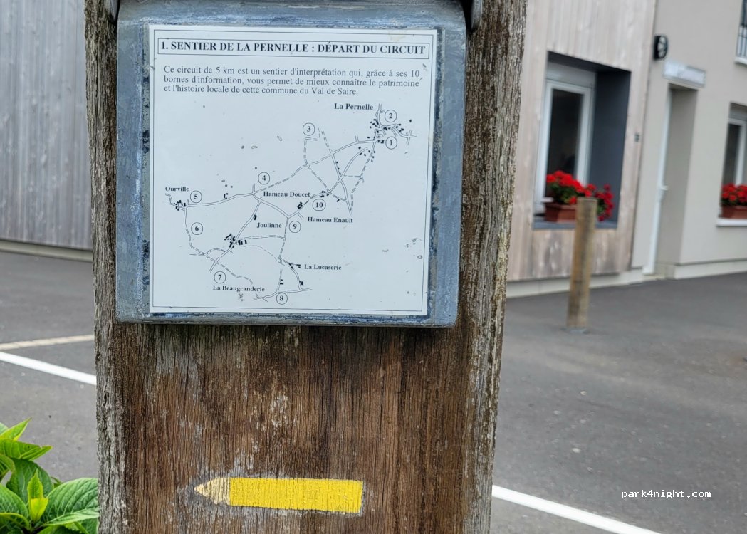 (50630) La Pernelle - 2 Village de l'Église — foto 3