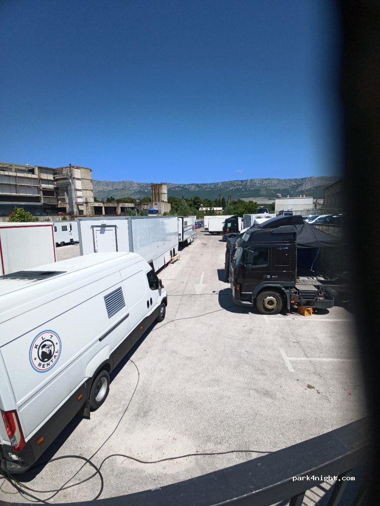 (21000) Split - 17 Put Supavla — foto 4
