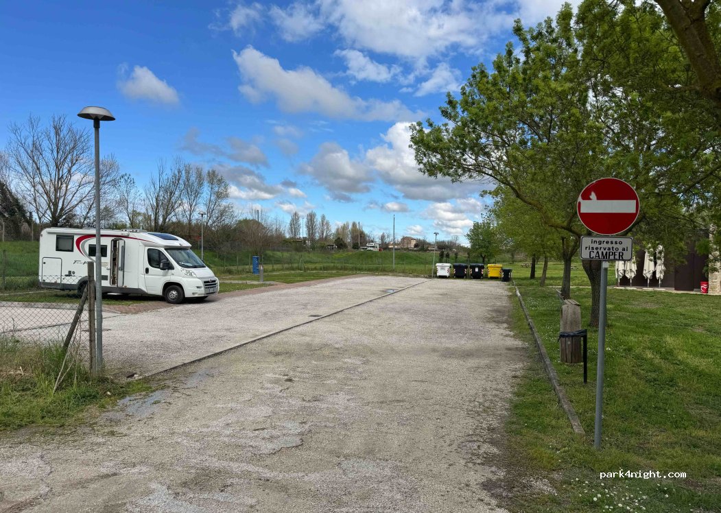 (60030) CASTELBELLINO stazione - Strada Provinciale 11 — foto 4